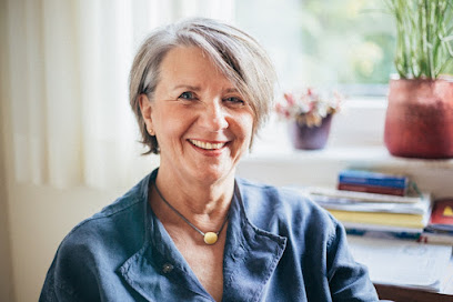 Petra Heinisch-Holzwarth - Psychologische Astrologie Stuttgart